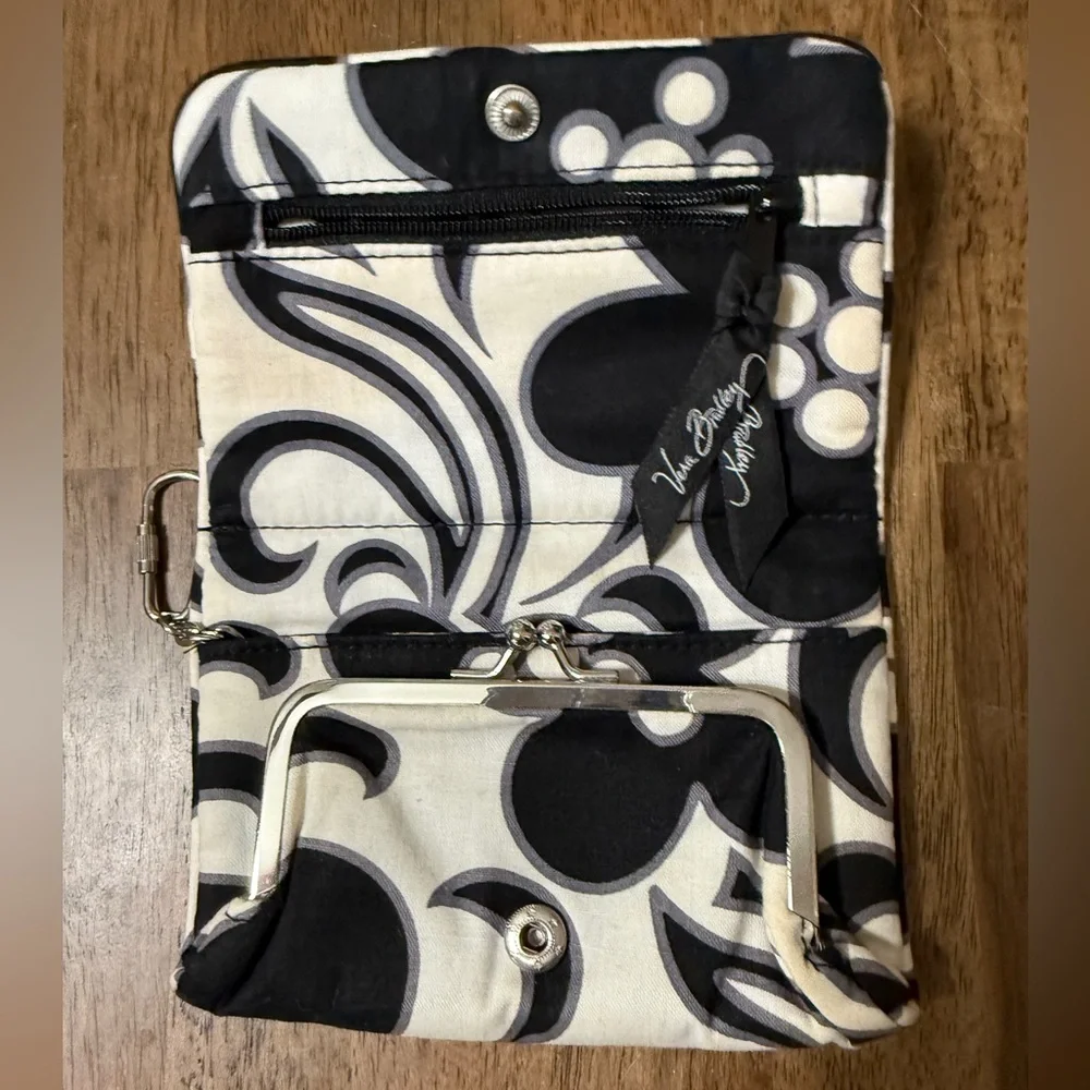 Vera Bradley wallet Coin purse ID Holder black white